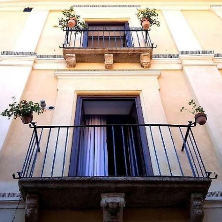 Palazzo Zimatore Residenza D'Epoca Pizzo  Exteriér fotografie